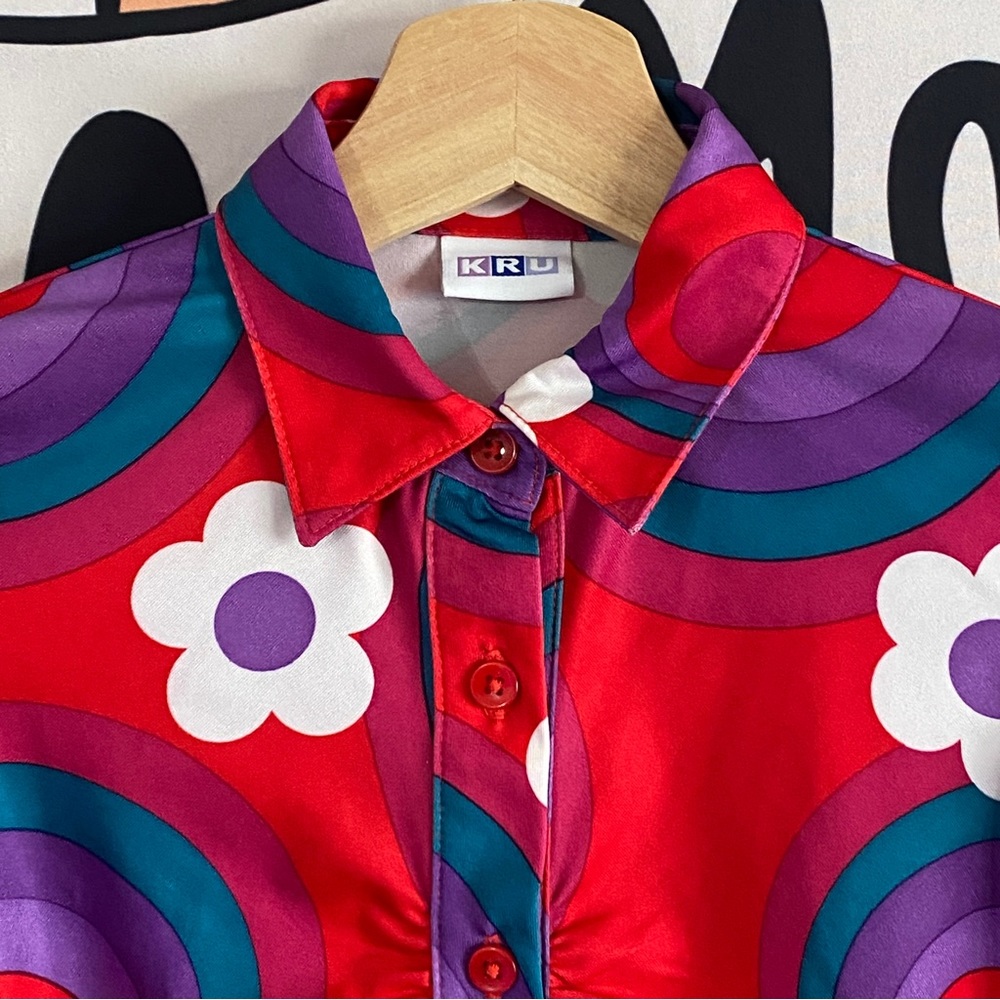 Groovy kid button up - Picture 2 of 3